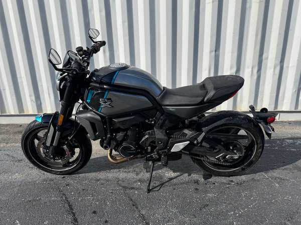 2023 CFMOTO 700 CL-X SPORT