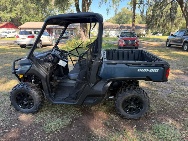2025 Can-Am Defender XT HD7