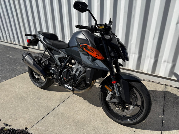 2024 KTM 990 DUKE
