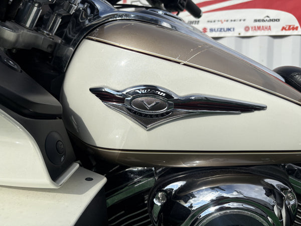 2012 Kawasaki Vulcan 1700 white — detail alternate | Central Florida PowerSports Kissimmee