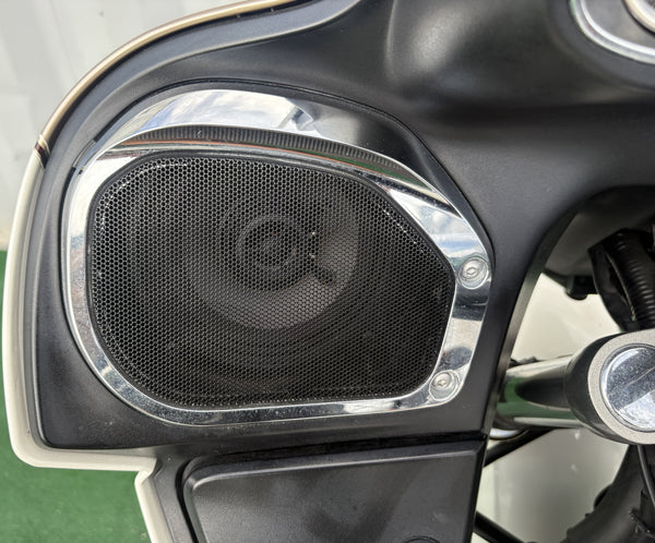 2012 Kawasaki Vulcan 1700 white — detail close-up 9 | Central Florida PowerSports Kissimmee