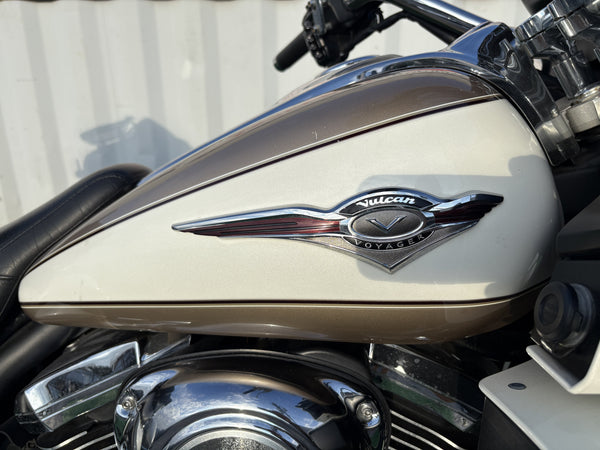 2012 Kawasaki Vulcan 1700 white — detail | Central Florida PowerSports Kissimmee