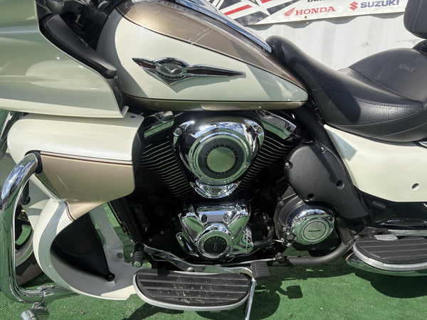 2012 Kawasaki Vulcan 1700 White — left engine detail | Central Florida PowerSports Kissimmee
