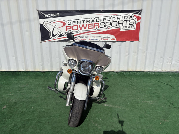2012 Kawasaki Vulcan 1700 White — front view | Central Florida PowerSports Kissimmee