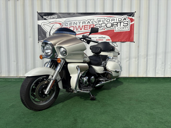 2012 Kawasaki Vulcan 1700 front left three-quarter