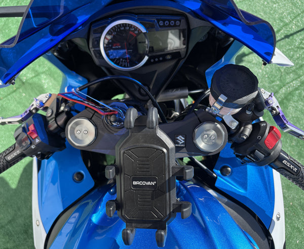 2014 Suzuki GSX-R1000 Blue/White — cockpit and instrument cluster | Central Florida PowerSports Kissimmee