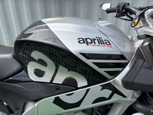 2016 Aprilia Tuono V4 - Left Side