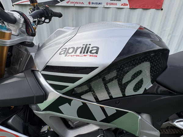 2016 Aprilia Tuono V4 - Exhaust