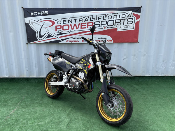 2018 Suzuki DR-Z400SM Right Front 3/4 | Central Florida PowerSports Kissimmee