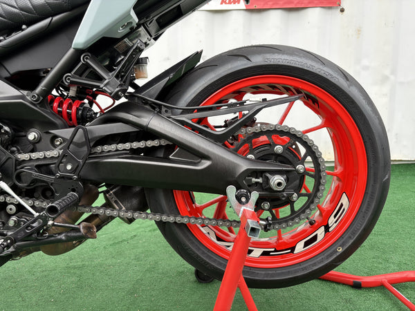 2019 Yamaha MT-09 in Gray, chain drive and rear sprocket, used motorcycle for sale at Central Florida PowerSports