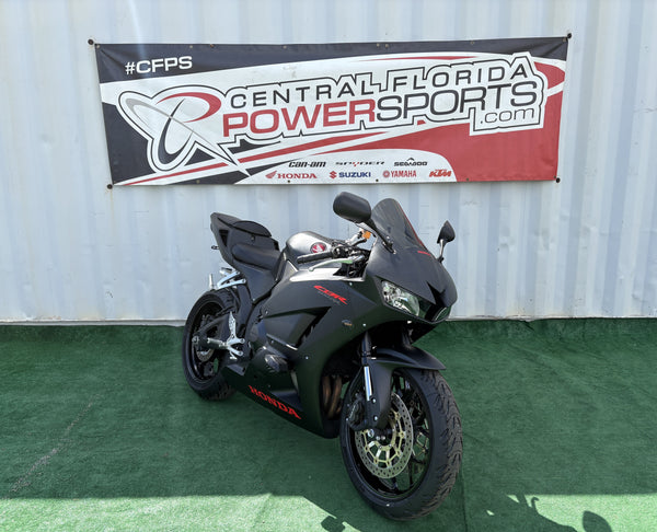 2020 Honda CBR600RR black — front right three-quarter | Central Florida PowerSports Kissimmee