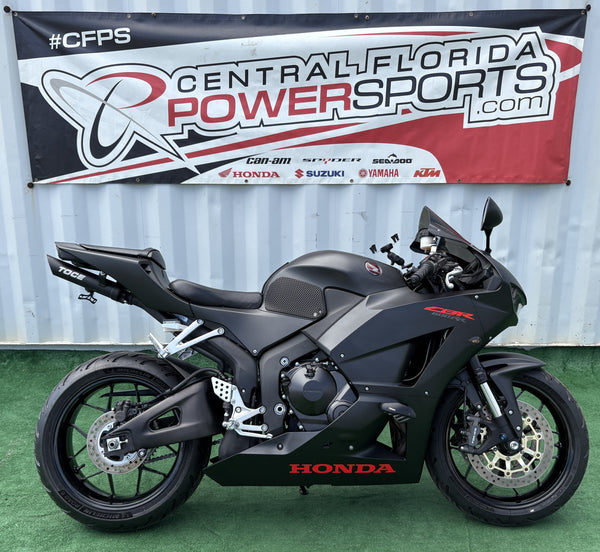 2020 Honda CBR600RR black — right side profile | Central Florida PowerSports Kissimmee