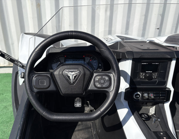 2021 Polaris Slingshot S - Left Controls
