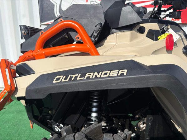 2023 Can-Am Outlander X MR 850 tan Outlander fender badge, alternate view