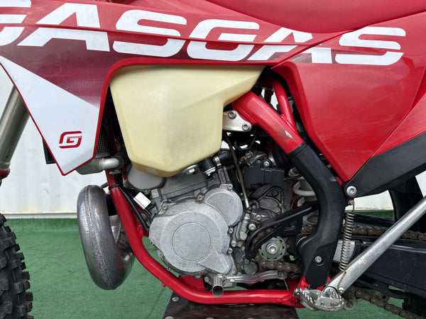 2023 GASGAS EC 300 red — engine detail left | Central Florida PowerSports Kissimmee