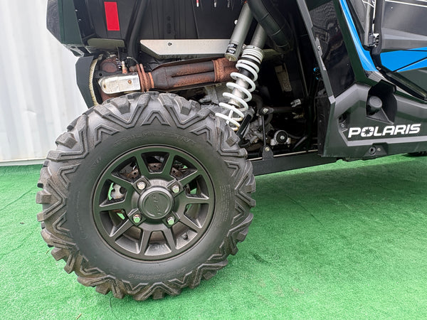 2023 Polaris RZR XP 4 1000 gray right rear wheel and suspension