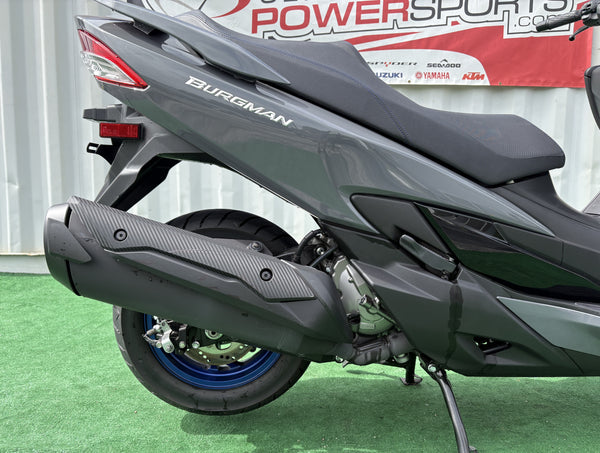2023 Suzuki Burgman 400 - Front Right Three-Quarter