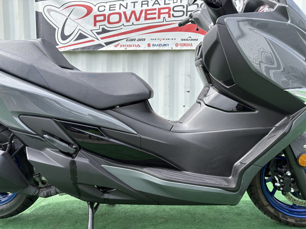 2023 Suzuki Burgman 400 - Front
