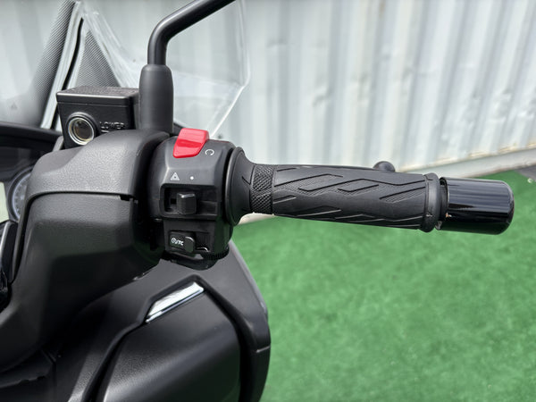2023 Suzuki Burgman 400 - Seat and Tail