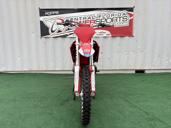 2024 GasGas MC 250 - Front