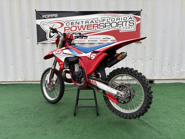 2024 GasGas MC 250 - Rear Left Three-Quarter