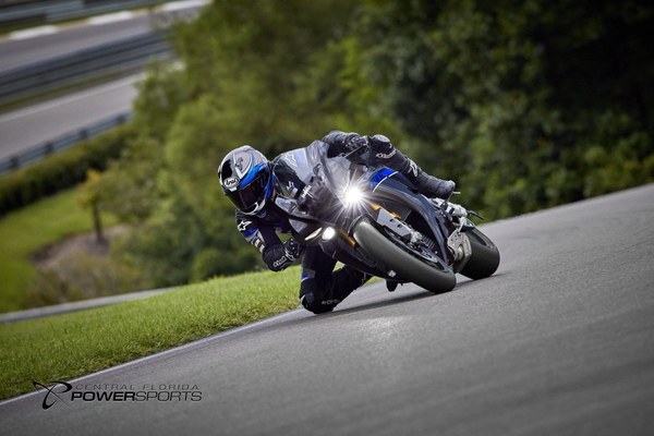 2024 Yamaha YZF-R1M