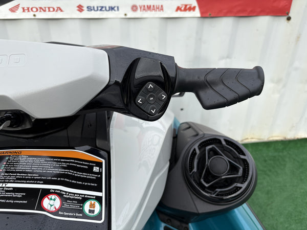2025 Sea-Doo GTI SE 170 right handlebar controls