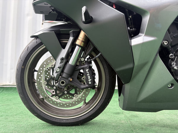 2025 Suzuki GSX-S1000GT - Detail