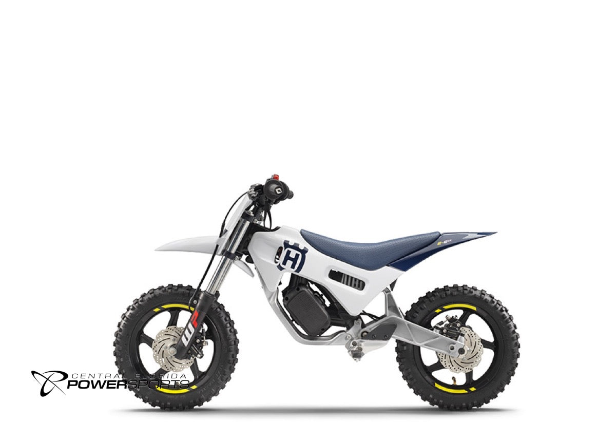 Husqvarna youth dirt bike top