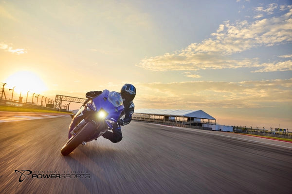 2025 YAMAHA YZF-R9