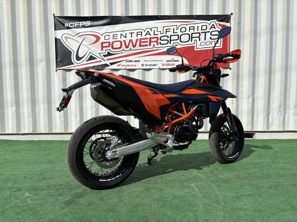 2026 KTM 690 SMC R - Rear Right Three-Quarter