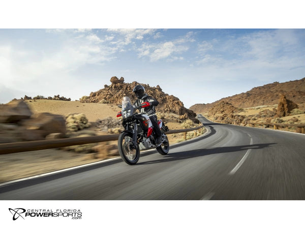 2026 Yamaha Ténéré 700 World Raid front.