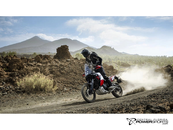 2026 Yamaha Ténéré 700 World Raid side.