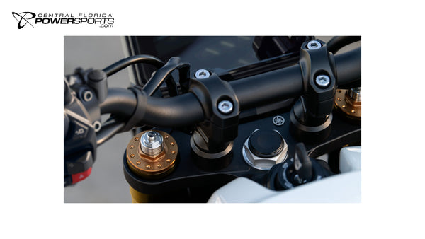 2026 Yamaha XSR900 cockpit.