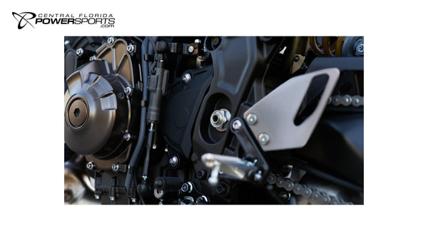 2026 Yamaha XSR900 footpeg detail.