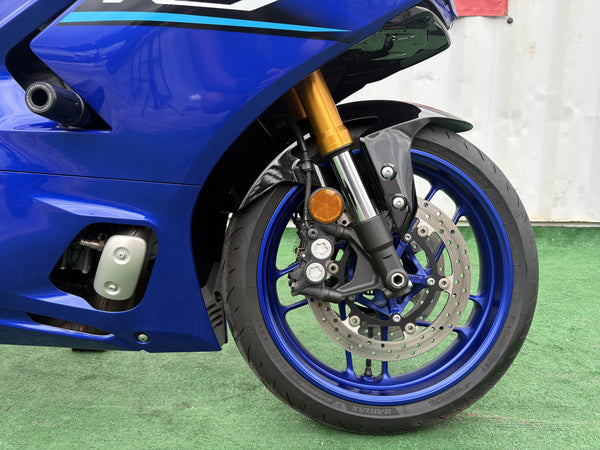 2026 Yamaha YZF-R7 in Blue, front wheel, gold fork and brake discs, used motorcycle for sale at Central Florida PowerSports
