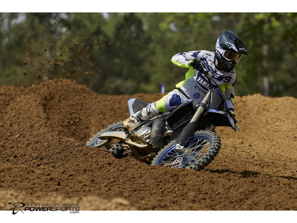 2027 Yamaha YZ250 Monster Energy Edition side.
