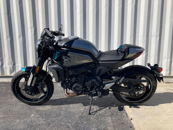 2022 CFMOTO 700 CL-X SPORT