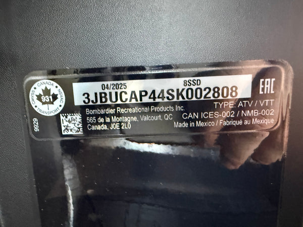 2025 Can-Am Defender MAX XT HD9