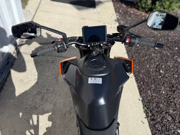 2024 KTM 990 DUKE