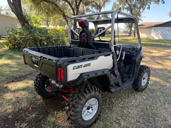 2025 Can-Am Defender XMR HD10