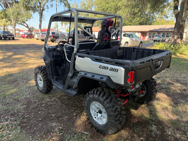 2025 Can-Am Defender XMR HD10
