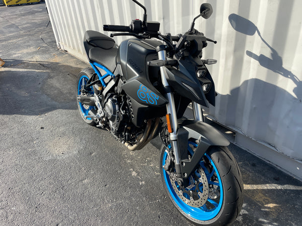 2024 Suzuki GSX-8S
