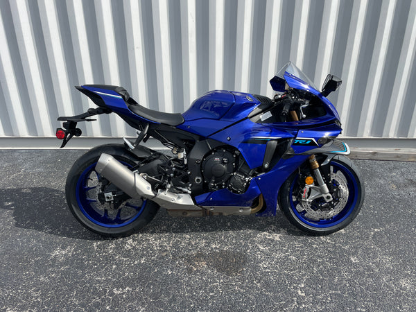 2025 Yamaha YZF-R1