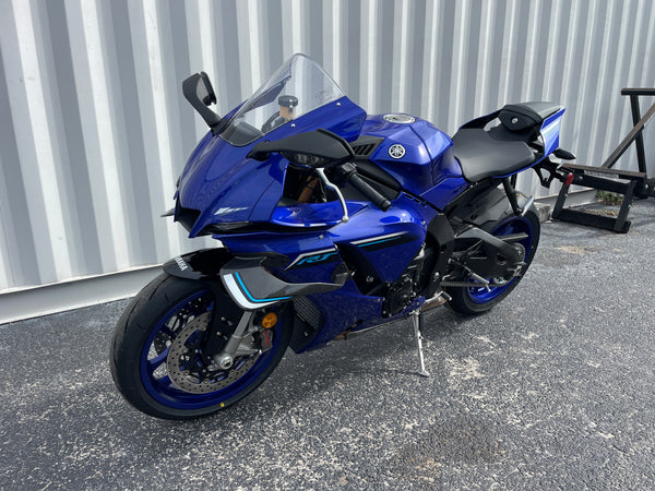 2025 Yamaha YZF-R1