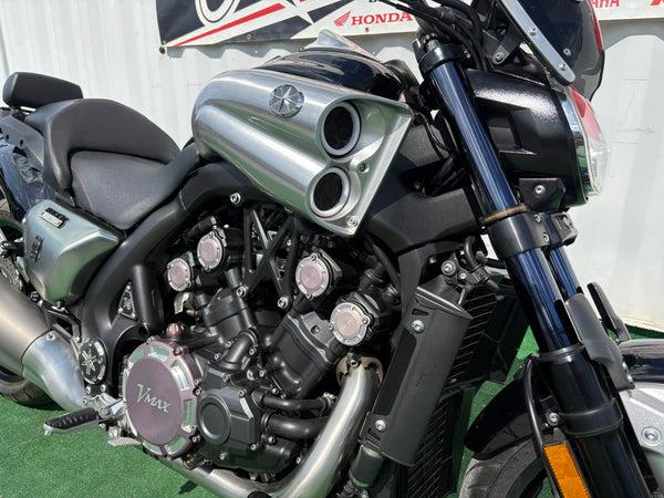 2009 Yamaha VMX17B/C V-Max