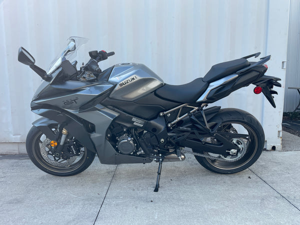 2025 Suzuki GSX-S 1000GT+