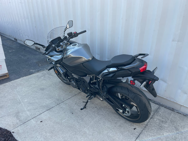 2025 Suzuki GSX-S 1000GT+