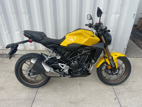 2025 Honda CB300R
