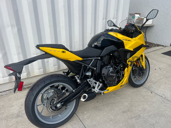 2025 Suzuki GSX-S 8R